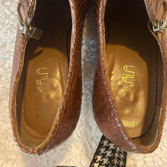 $50 sale Mikala Brazilian all leather Misty bootie side zip 7M retro boho artsy - Picture 6 of 8